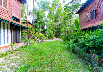 2 Bedroom  Compound Wooden  House For Rent - Sala Kamreuk, Siem Reap thumbnail