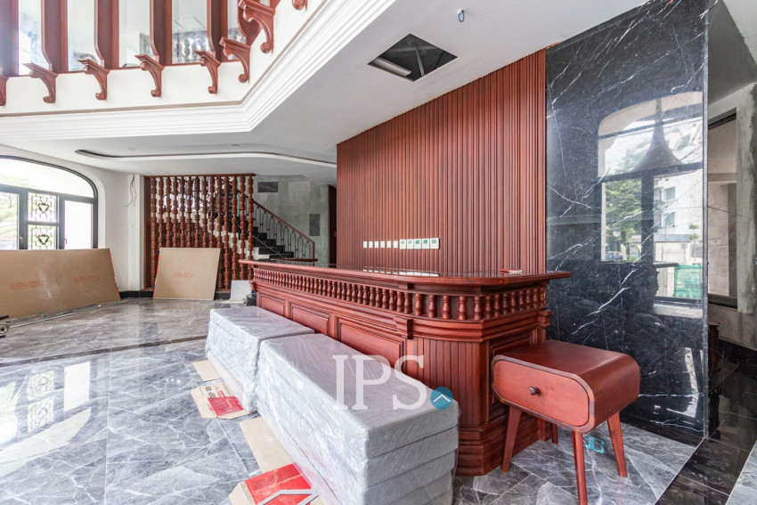 35 Bedroom Hotel For Sale - Sala Kamreuk, Siem Reap