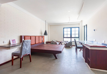 35 Bedroom Hotel For Sale - Sala Kamreuk, Siem Reap thumbnail