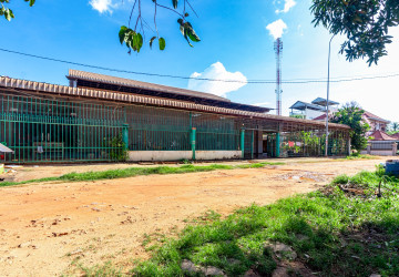 800 Sqm Warehouse For Rent - Kouk Chak, Siem Reap thumbnail