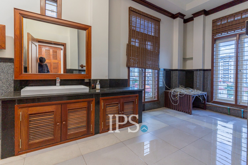 15 Bedroom Residential Building For Sale- BKK1,  Phnom Penh