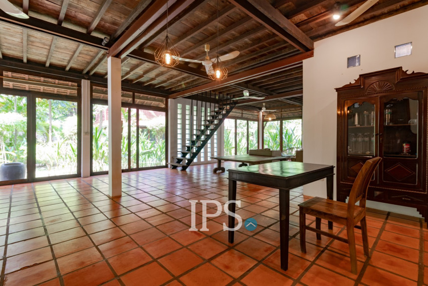 3 Bedroom  Compound Wooden House For Rent - Sala Kamreuk, Siem Reap