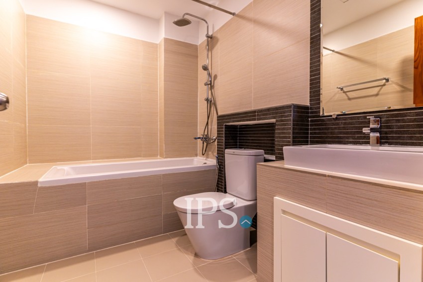 3 Bedroom Serviced Apartment For Rent - Tonle Bassac, Phnom Penh