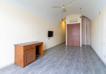 6 Bedroom Shophouse For Sale - Riverside, Phsar Kandal 1, Phnom Penh thumbnail