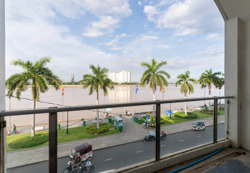 6 Bedroom Shophouse For Sale - Riverside, Phsar Kandal 1, Phnom Penh thumbnail