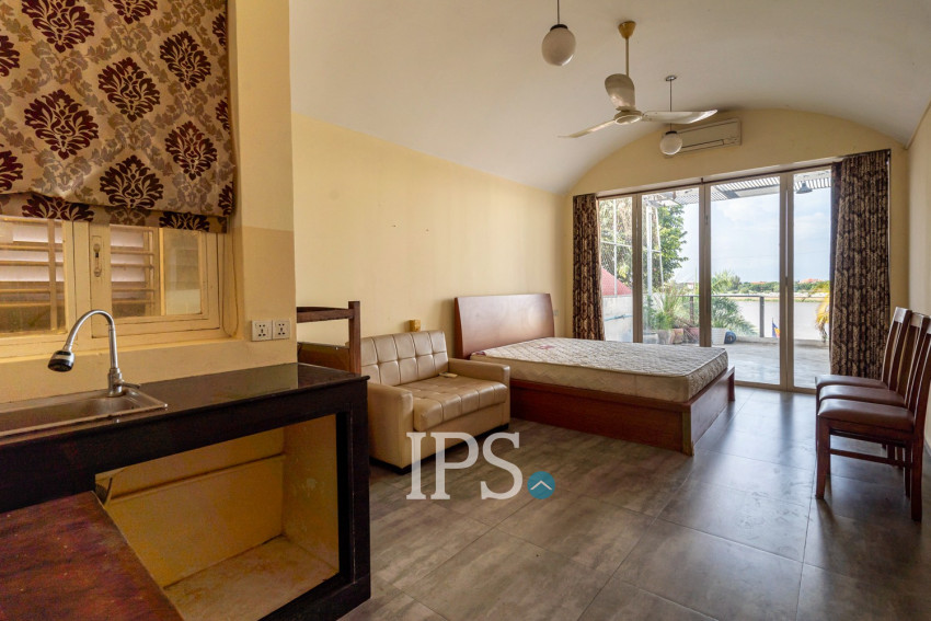 6 Bedroom Shophouse For Sale - Riverside, Phsar Kandal 1, Phnom Penh