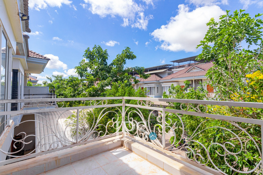 3 Bedroom Villa For Sale - Borey Angkor Palace, Svay Dangkum, Siem Reap