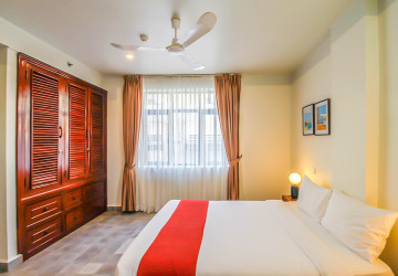 4 Bedrooms Serviced Apartment For Rent - Wat Phnom, Phnom Penh thumbnail