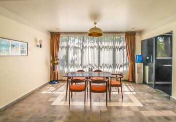 4 Bedrooms Serviced Apartment For Rent - Wat Phnom, Phnom Penh thumbnail