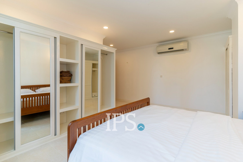 4 Bedroom Apartment  For Rent - BKK1, Phnom Penh