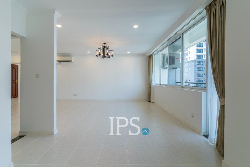 4 Bedroom Apartment  For Rent - BKK1, Phnom Penh