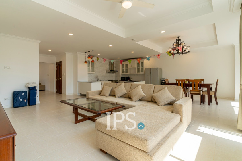 4 Bedroom Apartment  For Rent - BKK1, Phnom Penh