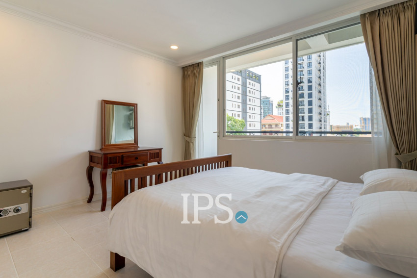 4 Bedroom Apartment  For Rent - BKK1, Phnom Penh