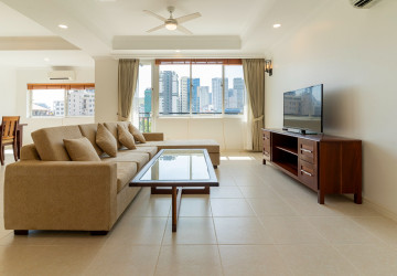 4 Bedroom Apartment  For Rent - BKK1, Phnom Penh thumbnail