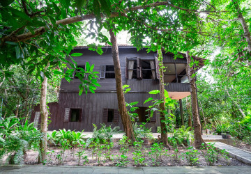 5 Bedroom House For Rent - Kouk Chak, Siem Reap thumbnail