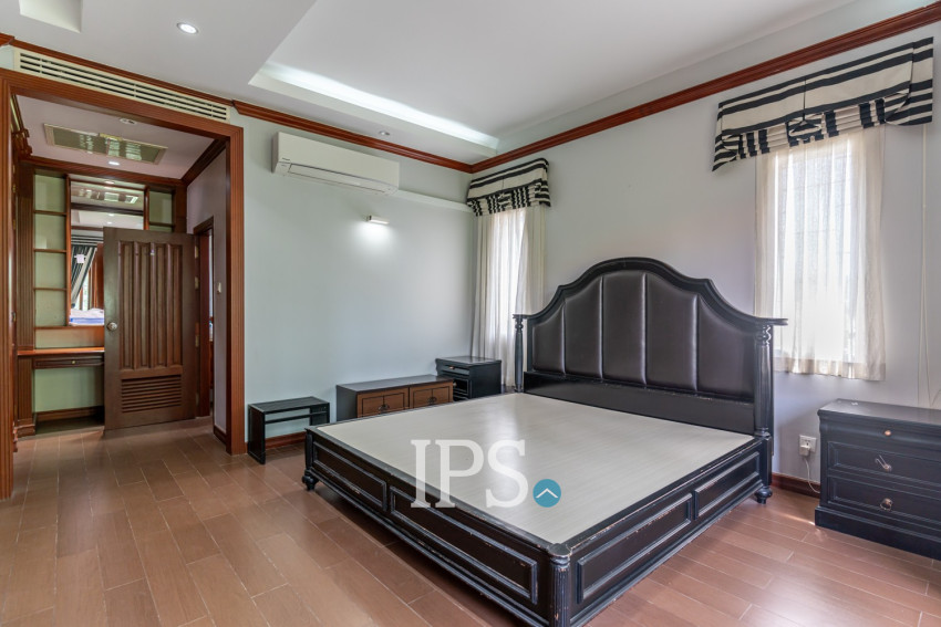 3 Bedroom Villa For Rent - Bassac Garden City, Tonle Bassac, Phnom Penh