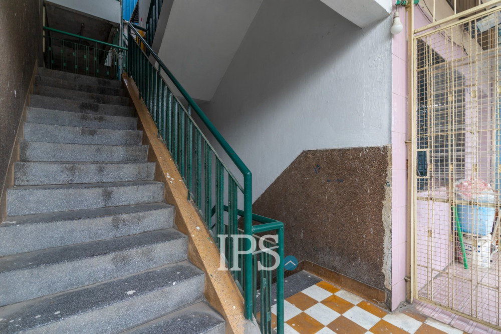 Renovated 1 Bedroom Apartment For Rent - BKK2, Phnom Penh - Image 17