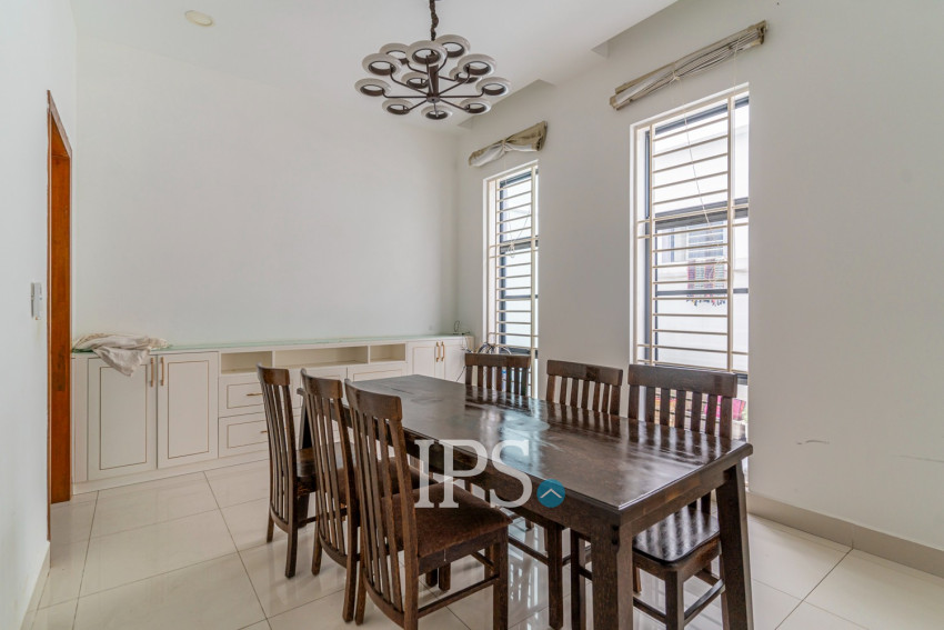 4 Bedroom Villa For Rent - Villa Town, Chak Angrae Kraom, Phnom Penh