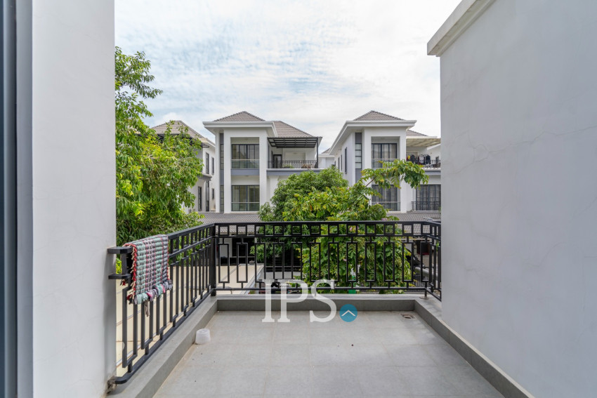 4 Bedroom Villa For Rent - Villa Town, Chak Angrae Kraom, Phnom Penh