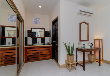 12 Bedroom Hotel Business For Sale - Slor Kram, Siem Reap thumbnail