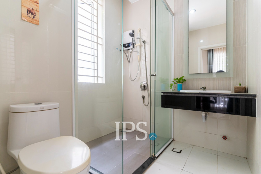 4 Bedroom Villa For Rent - Peng Houth The Star Natural, Chak Angrae Leu, Phnom Penh - Image 17