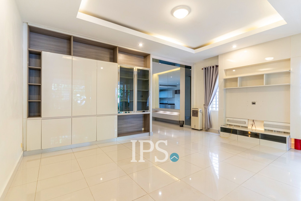 4 Bedroom Villa For Rent - Peng Houth The Star Natural, Chak Angrae Leu, Phnom Penh - Image 3