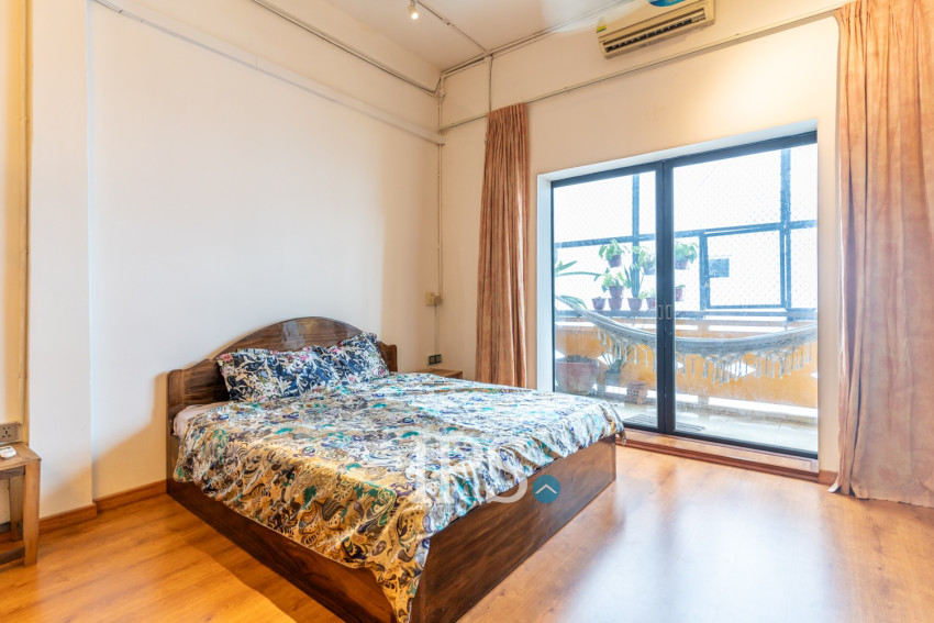 Renovated 1 Bedroom  Loft Apartment For Rent - Phsar Thmei 2, Phnom Penh