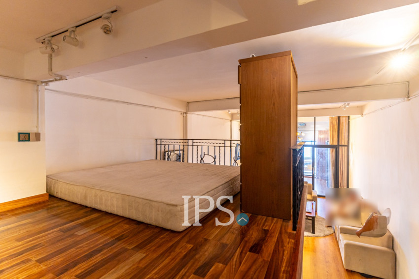 Renovated 1 Bedroom  Loft Apartment For Rent - Phsar Thmei 2, Phnom Penh