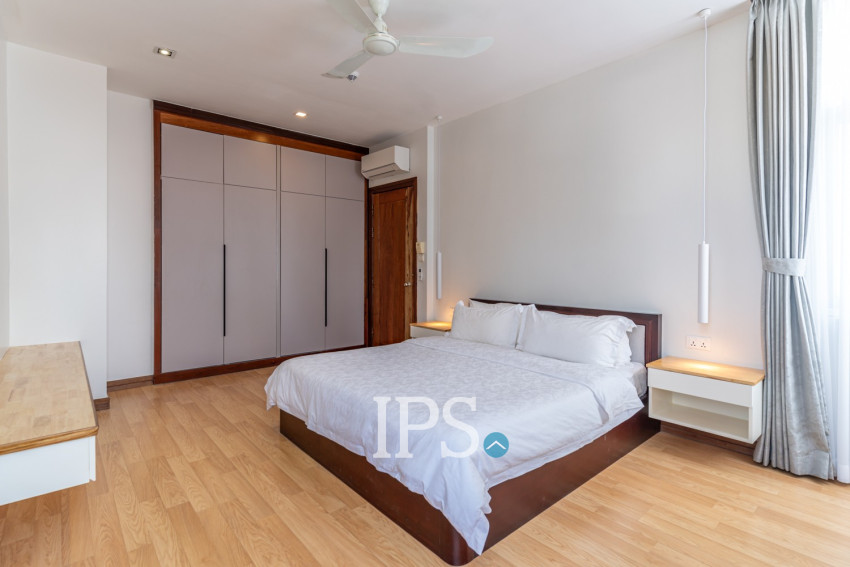 4 Bedroom Serviced Apartment For Rent - Tonle Bassac, Phnom Penh