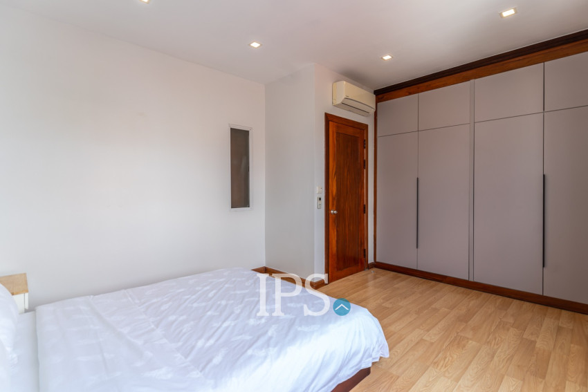 4 Bedroom Serviced Apartment For Rent - Tonle Bassac, Phnom Penh