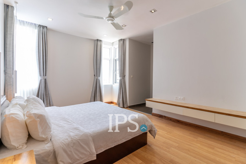 4 Bedroom Serviced Apartment For Rent - Tonle Bassac, Phnom Penh