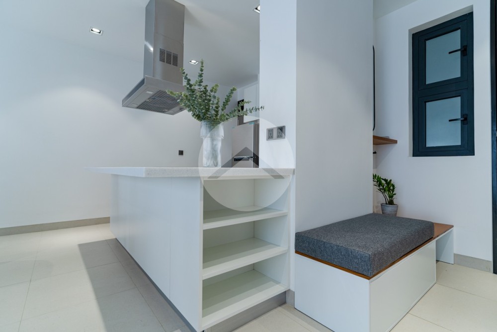 2 Bedroom Condo For Rent - Svay Dangkum, Siem Reap - Image 15