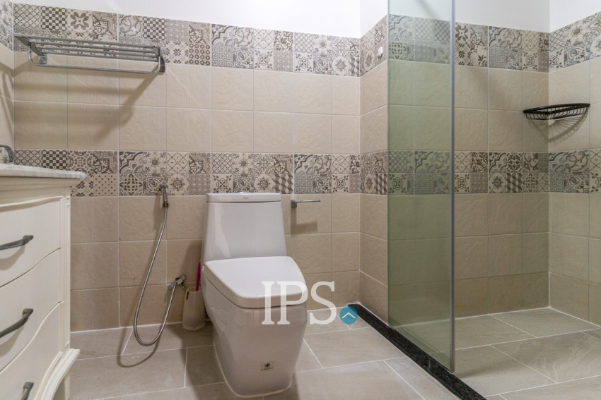 4 Bedroom Serviced Apartment For Rent - BKK1, Phnom Penh