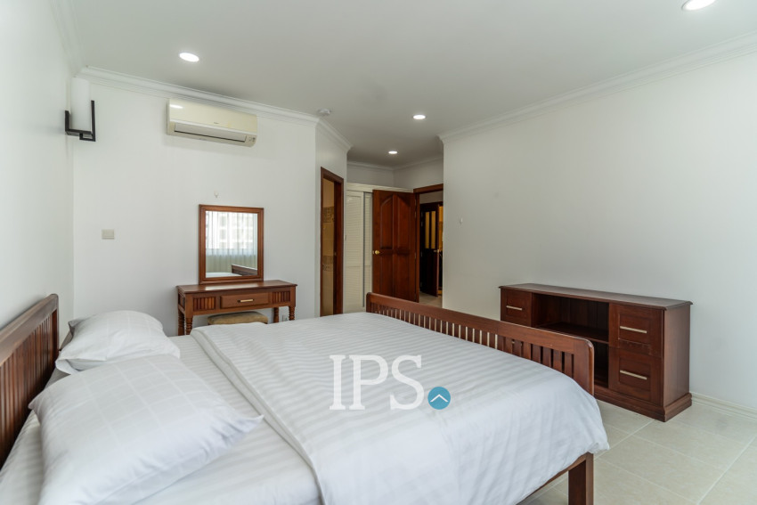 4 Bedroom Serviced Apartment For Rent - BKK1, Phnom Penh