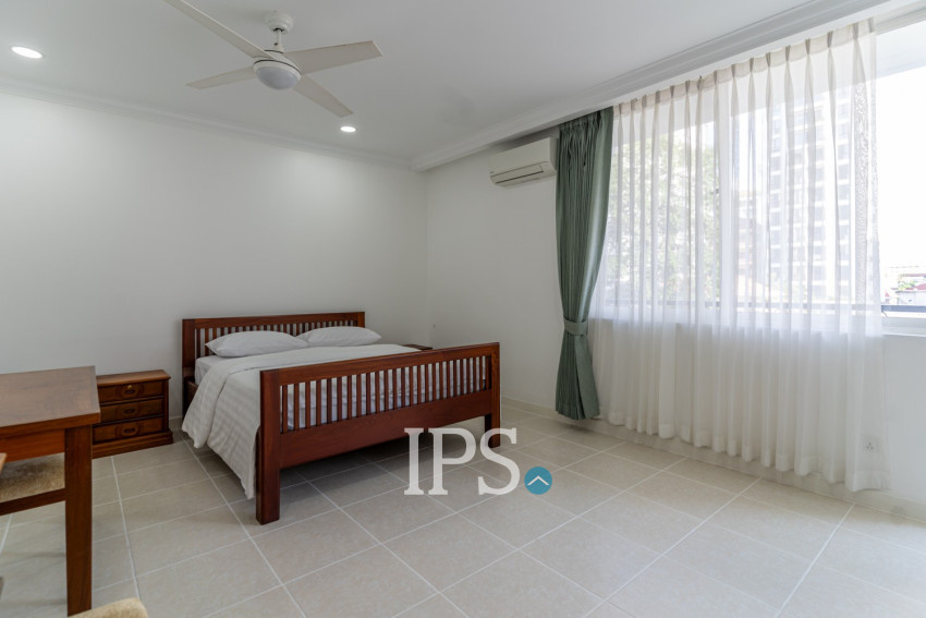 4 Bedroom Serviced Apartment For Rent - BKK1, Phnom Penh