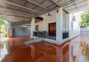 2 Bedroom House  For Rent - Sala Kamreuk, Siem Reap thumbnail