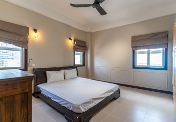 2 Bedroom Serviced Apartment For Rent - Tonle Bassac, Phnom Penh thumbnail