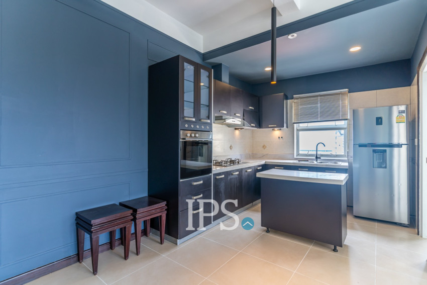 2 Bedroom Serviced Apartment For Rent - Tonle Bassac, Phnom Penh