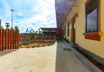 1 Bedroom House For Rent - Sangkat Siem Reab, Siem Reap thumbnail