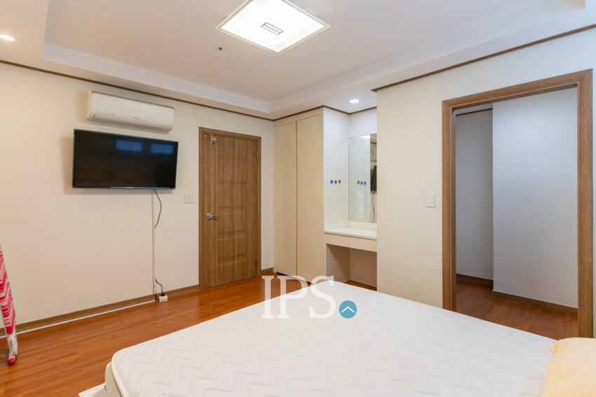 21st Floor 1 Bedroom Condo For Sale - De Castle Royal, BKK1, Phnom Penh