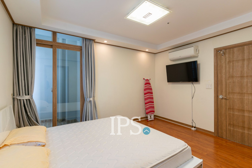 21st Floor 1 Bedroom Condo For Sale - De Castle Royal, BKK1, Phnom Penh