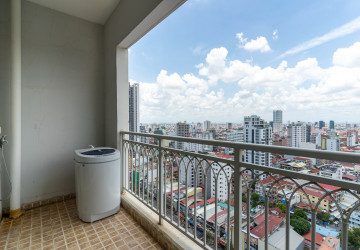 21st Floor 1 Bedroom Condo For Sale - De Castle Royal, BKK1, Phnom Penh thumbnail