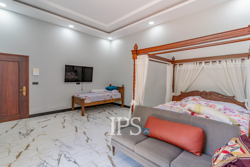 11 Bedroom Villa For Rent - Kep Province