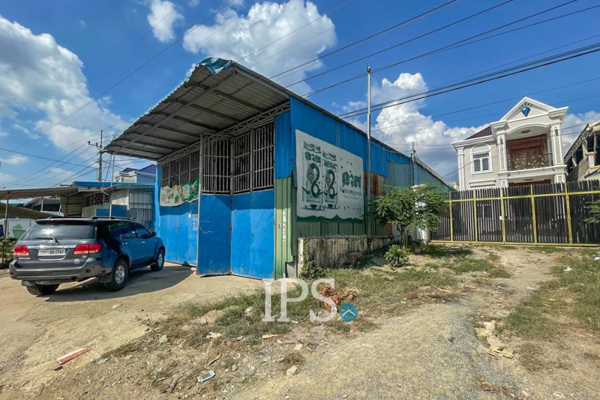 351 Sqm Land with Warehouse For  Sale - Samraong Kraom, Phnom Penh