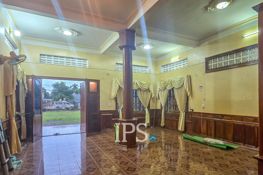 6 Bedroom Villa For Sale - Battambang Province