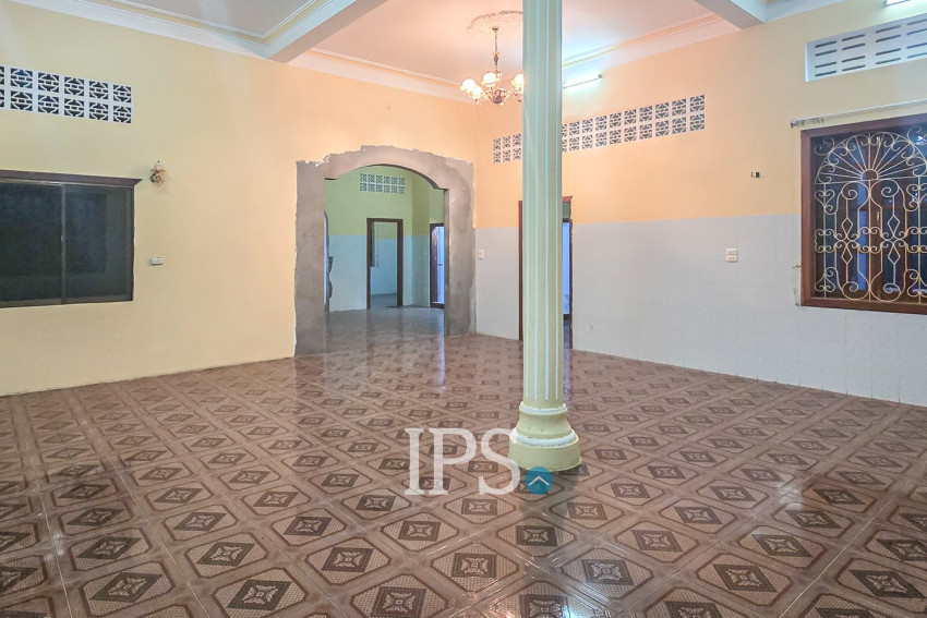 6 Bedroom Villa For Sale - Battambang Province