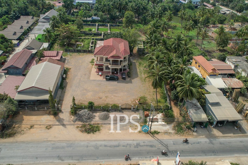 6 Bedroom Villa For Sale - Battambang Province