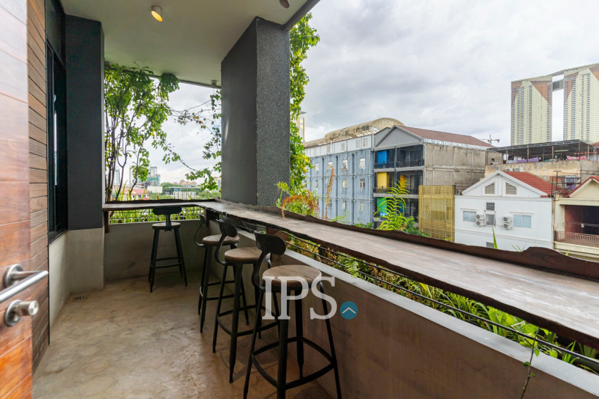 3 Bedroom Serviced Apartment - Tonle Bassac, Phnom Penh