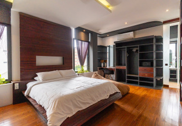 3 Bedroom Serviced Apartment - Tonle Bassac, Phnom Penh thumbnail