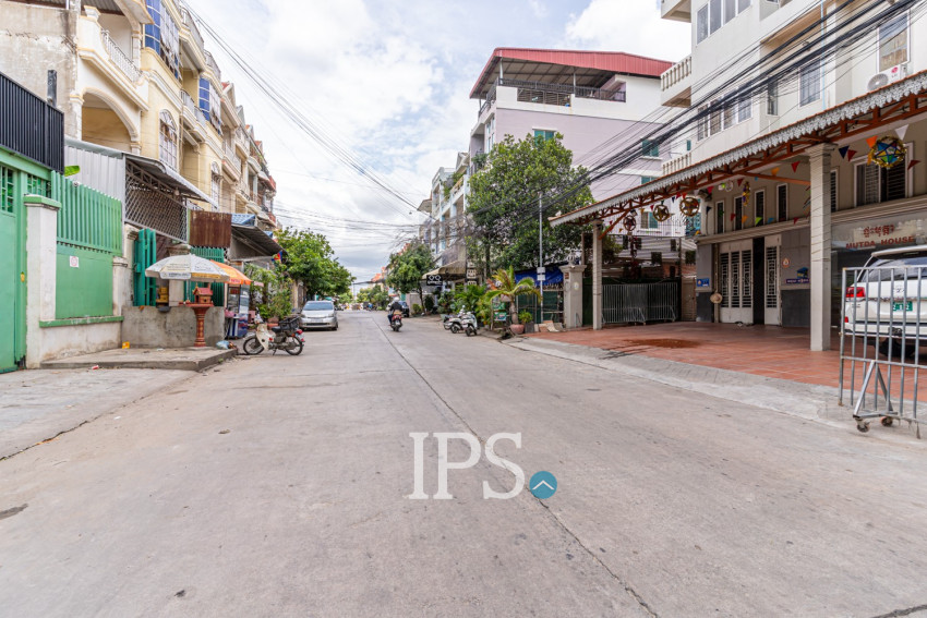 8 Unit Apartment Building For Rent - Toul Sangke 1, Russeykeo, Phnom Penh